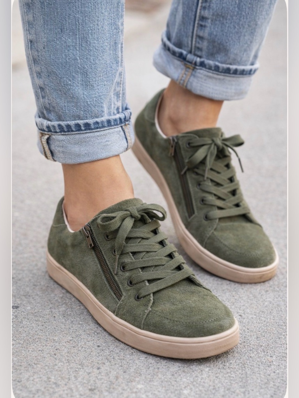 REVITALIGN Olive Green
Suede Athletic Sneakers Zip Orthotic Support streetwear